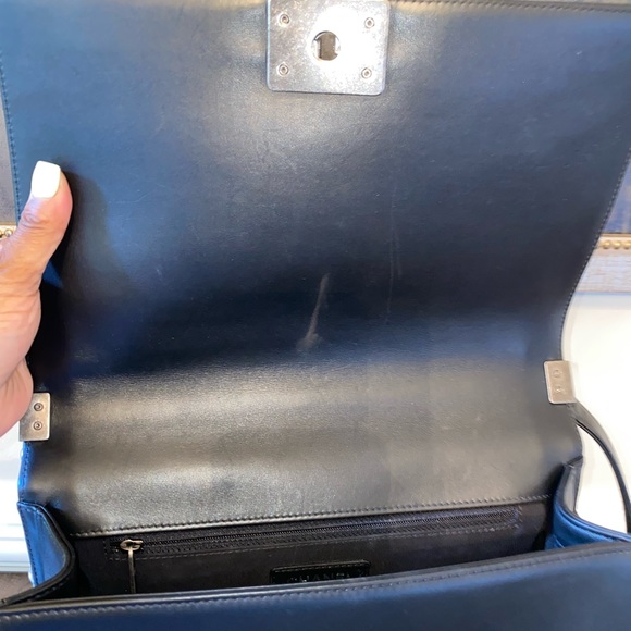 **SOLD** Chanel New Medium Boy Bag in Calfskin leather Ruthenium Hardware - Picture 12 of 15